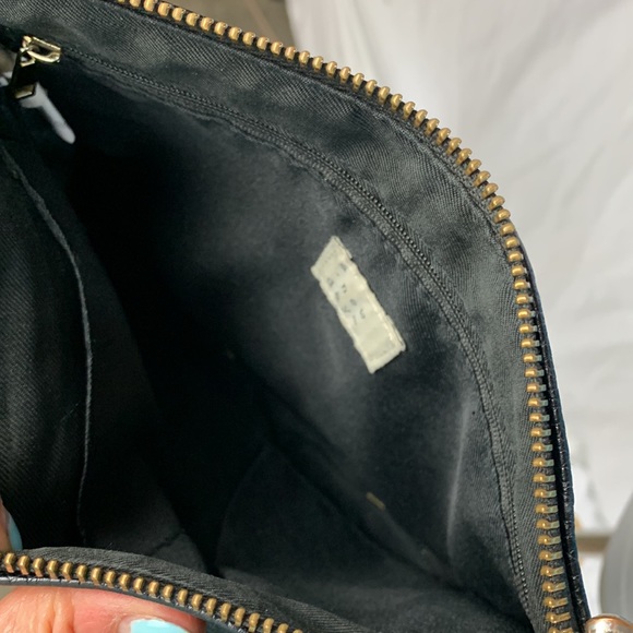 Black Textured Vegan Leather Slim Crossbody Bag - Picture 6 of 12